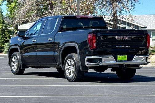 Onyx Black 2025 GMC Sierra 1500 SLT