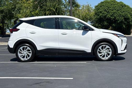 Summit White 2027 Chevrolet Bolt LT FWD