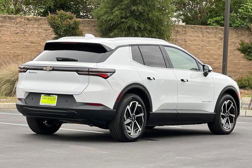 Summit White 2026 Chevrolet Equinox EV LT