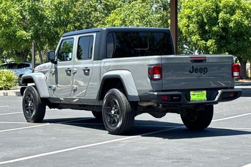 Sting-Gray Clearcoat 2022 Jeep Gladiator Sport S