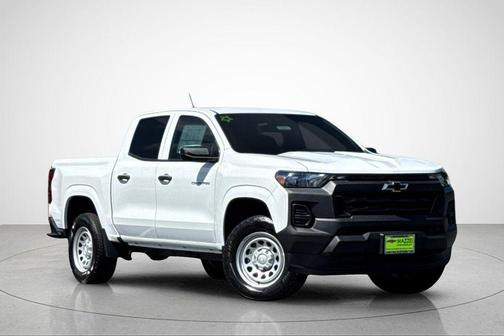 Summit White 2026 Chevrolet Colorado WT
