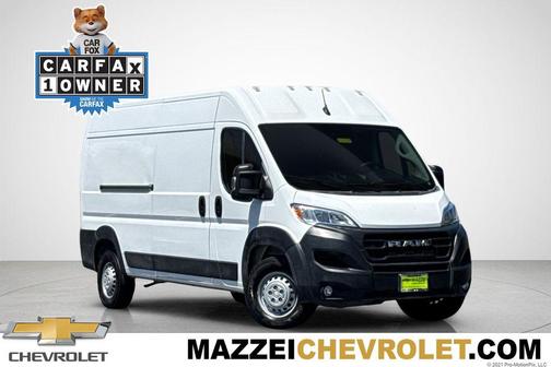 Bright White Clearcoat 2025 RAM ProMaster 2500 Tradesman