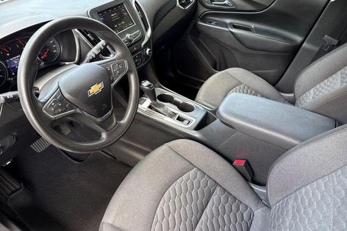 Nightfall Gray Metallic 2019 Chevrolet Equinox 1LT