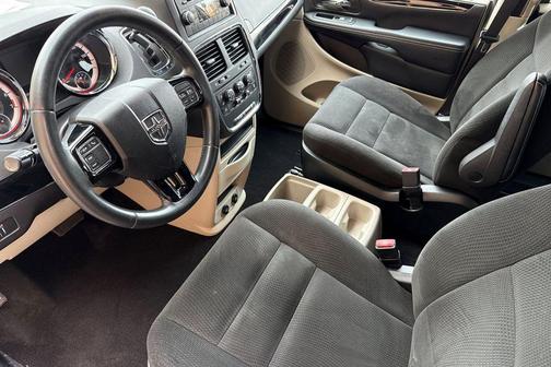 2016 Dodge Grand Caravan AVP/SE