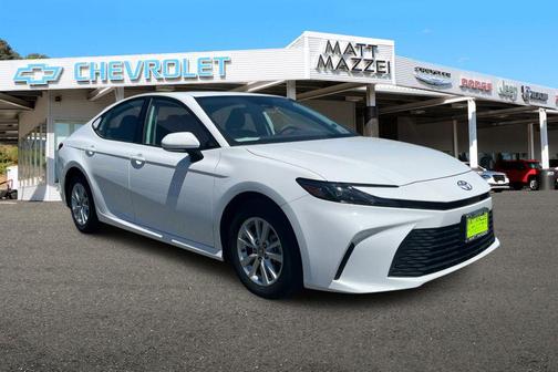Ice 2025 Toyota Camry LE