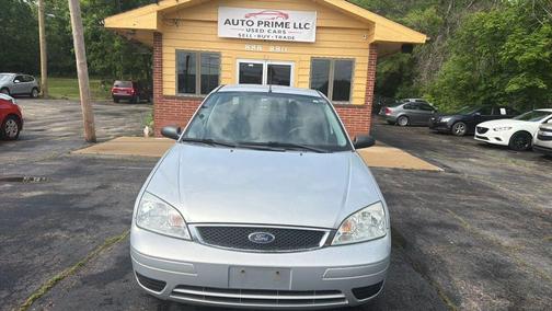 CD Silver Clearcoat Metallic 2006 Ford Focus ZX4 SE