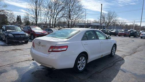 2011 Toyota Camry LE