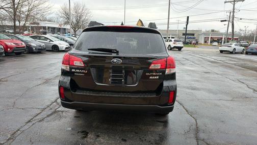 Crystal Black Silica 2013 Subaru Outback 2.5i Limited