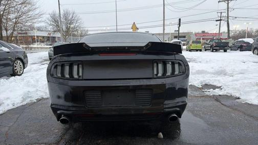 2013 Ford Mustang V6