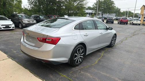 Silver Ice Metallic 2016 Chevrolet Malibu 2LT