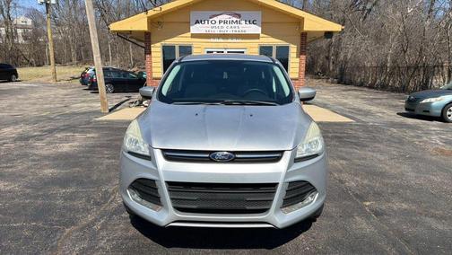 Ingot Silver Metallic 2014 Ford Escape SE