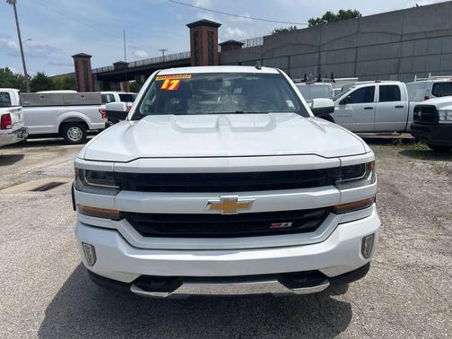 White 2017 Chevrolet Silverado 1500 2LT