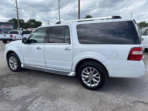 White 2016 Ford Expedition EL Limited