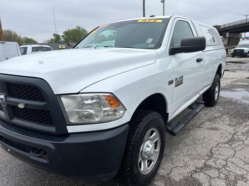 Bright White Clearcoat 2016 RAM 2500 Tradesman