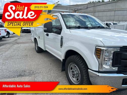 Oxford White 2018 Ford F-350 XL