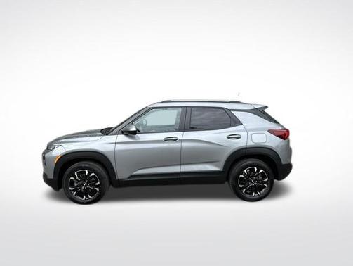 Sterling Gray Metallic 2024 Chevrolet Trailblazer RS