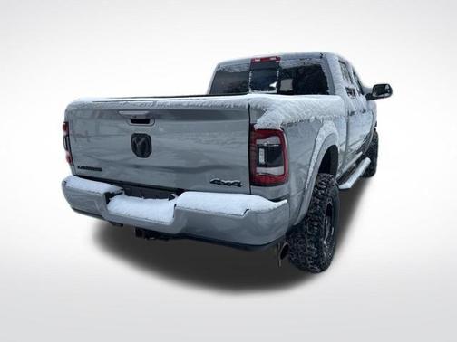 2022 RAM 2500 Laramie Crew Cab 4x4 6'4' Box