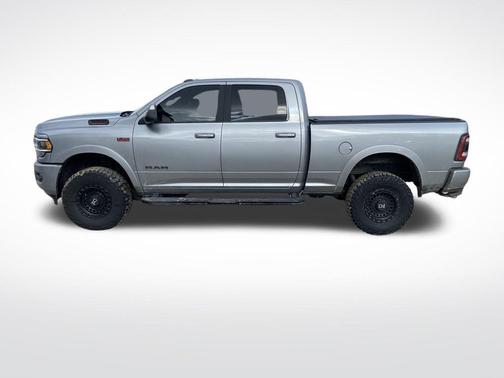 2022 RAM 2500 Laramie Crew Cab 4x4 6'4' Box