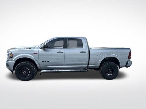 2022 RAM 2500 Laramie Crew Cab 4x4 6'4' Box