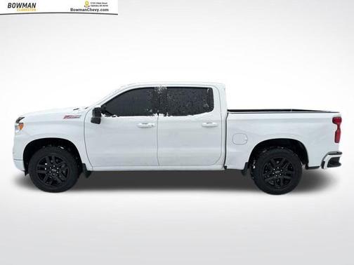 Summit White 2022 Chevrolet Silverado 1500 RST