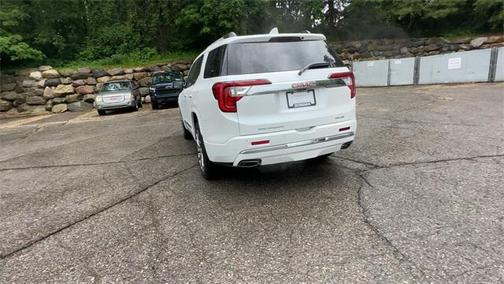 2022 GMC Acadia Denali