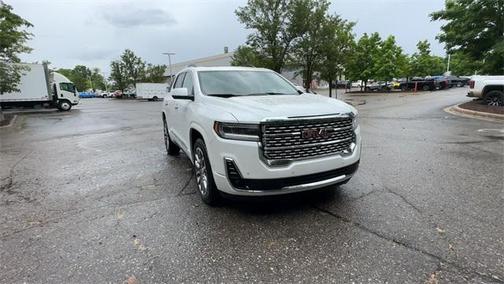 2022 GMC Acadia Denali