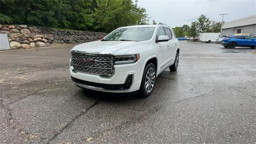 2022 GMC Acadia Denali