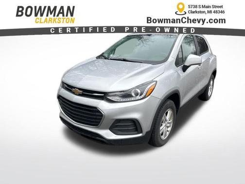 Silver Ice Metallic 2021 Chevrolet Trax LT