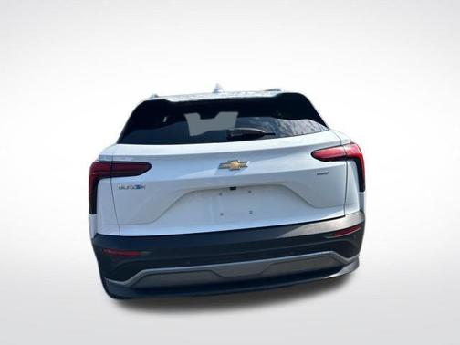 Summit White 2024 Chevrolet Blazer EV eAWD LT