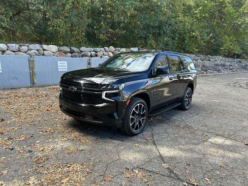 2023 Chevrolet Tahoe 4WD RST
