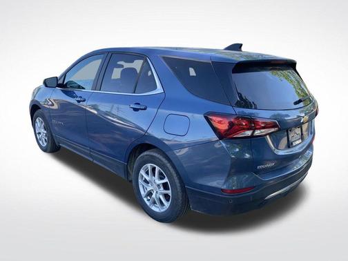 Lakeshore Blue Metallic 2024 Chevrolet Equinox 1LT