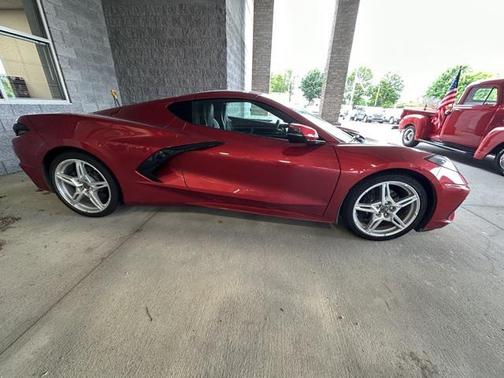 2025 Chevrolet Corvette Stingray w/1LT