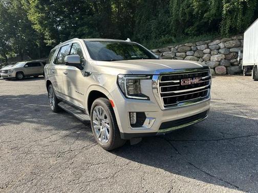 2021 GMC Yukon SLT