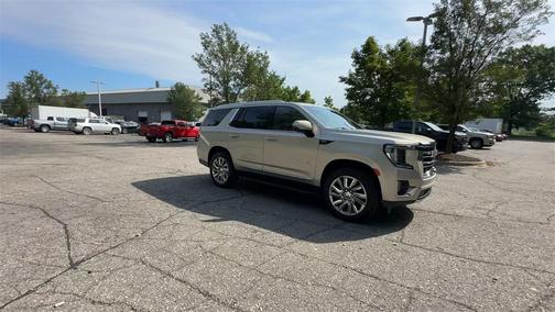2021 GMC Yukon SLT