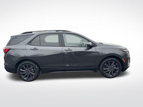 2022 Chevrolet Equinox FWD RS
