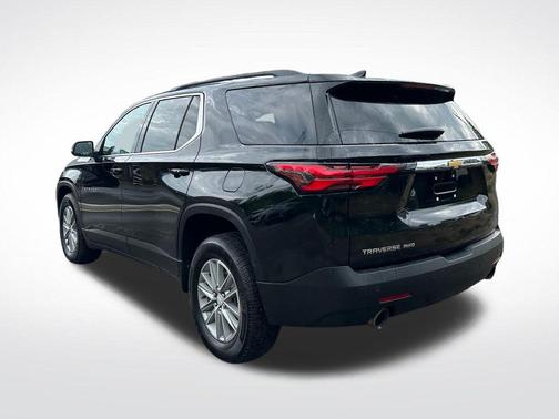 Mosaic Black Metallic 2023 Chevrolet Traverse LT Leather