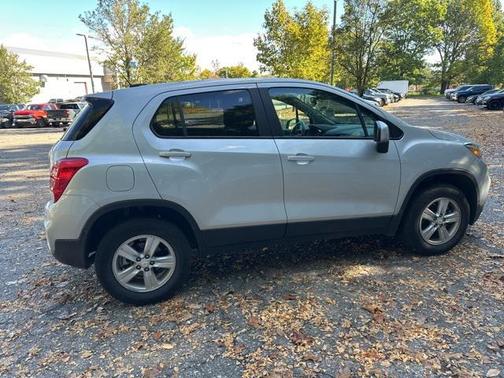 2022 Chevrolet Trax LS
