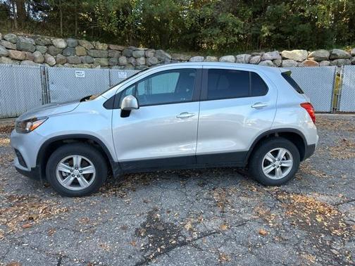 2022 Chevrolet Trax LS