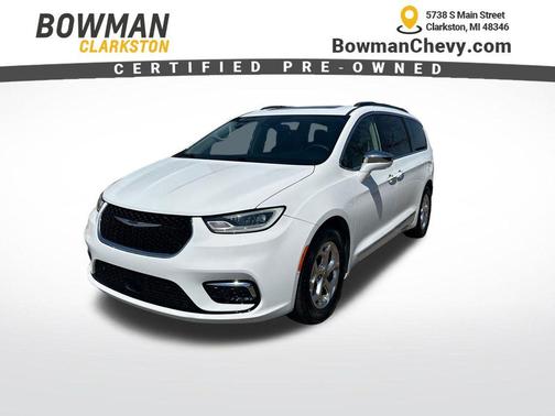 Bright White Clearcoat 2022 Chrysler Pacifica Limited