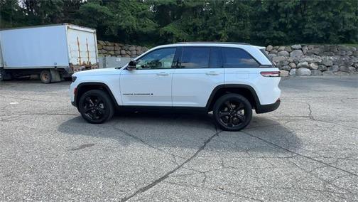 2024 Jeep Grand Cherokee Limited X