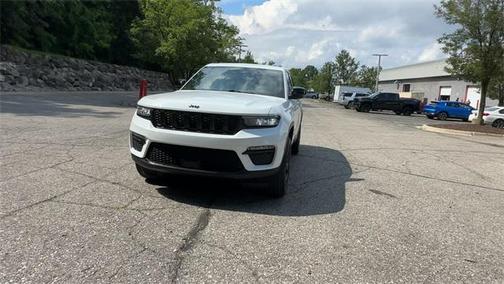 2024 Jeep Grand Cherokee Limited X