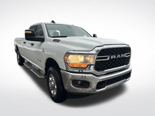 2023 RAM 2500 Big Horn Crew Cab 4x4 8' Box