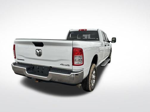 2023 RAM 2500 Big Horn Crew Cab 4x4 8' Box