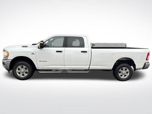 2023 RAM 2500 Big Horn Crew Cab 4x4 8' Box