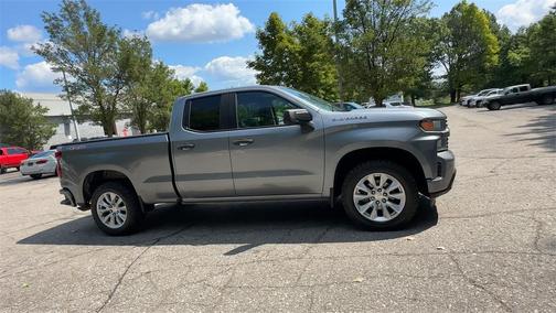 2020 Chevrolet Silverado 1500 Custom