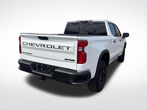 Summit White 2023 Chevrolet Silverado 1500 ZR2