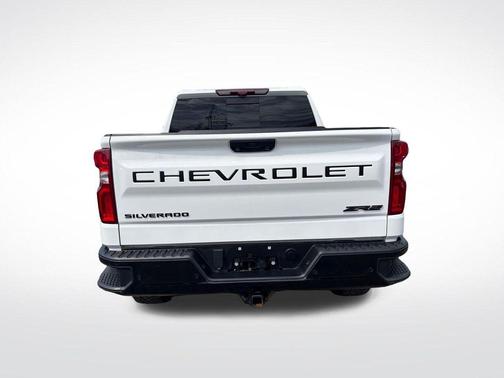 Summit White 2023 Chevrolet Silverado 1500 ZR2