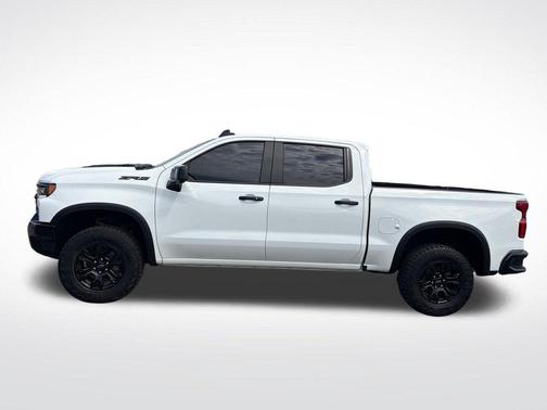 Summit White 2023 Chevrolet Silverado 1500 ZR2