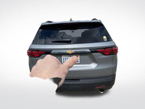Sterling Gray Metallic 2023 Chevrolet Traverse LT Cloth