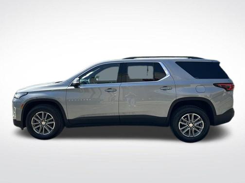 Sterling Gray Metallic 2023 Chevrolet Traverse LT Cloth
